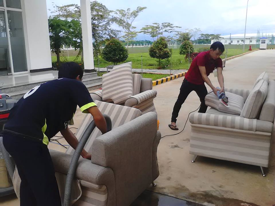 Dịch vụ Giặt ghế sofa tại Bắc Ninh